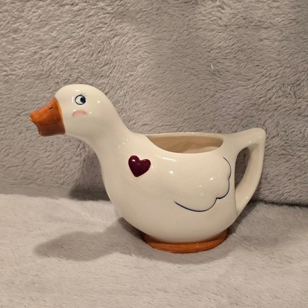 Vintage Ceramic Duck Creamer Pitcher White with Red Heart Farmhouse Kitschy